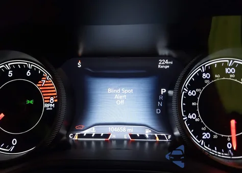 2019 Jeep Cherokee Limited из США, поврежденный, VIN 1C4PJLDX4KD381030